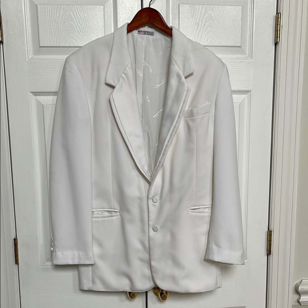 Elegant White pre-worn Tuxedo style Blazer - XL - perfect for wedding